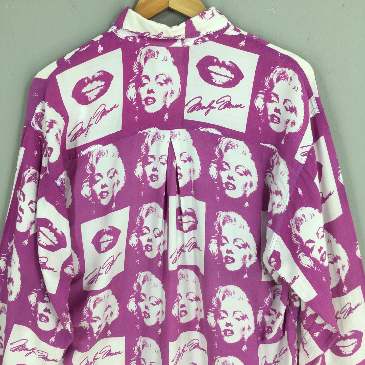 Iconic Marilyn Monroe Pink Shirt Large