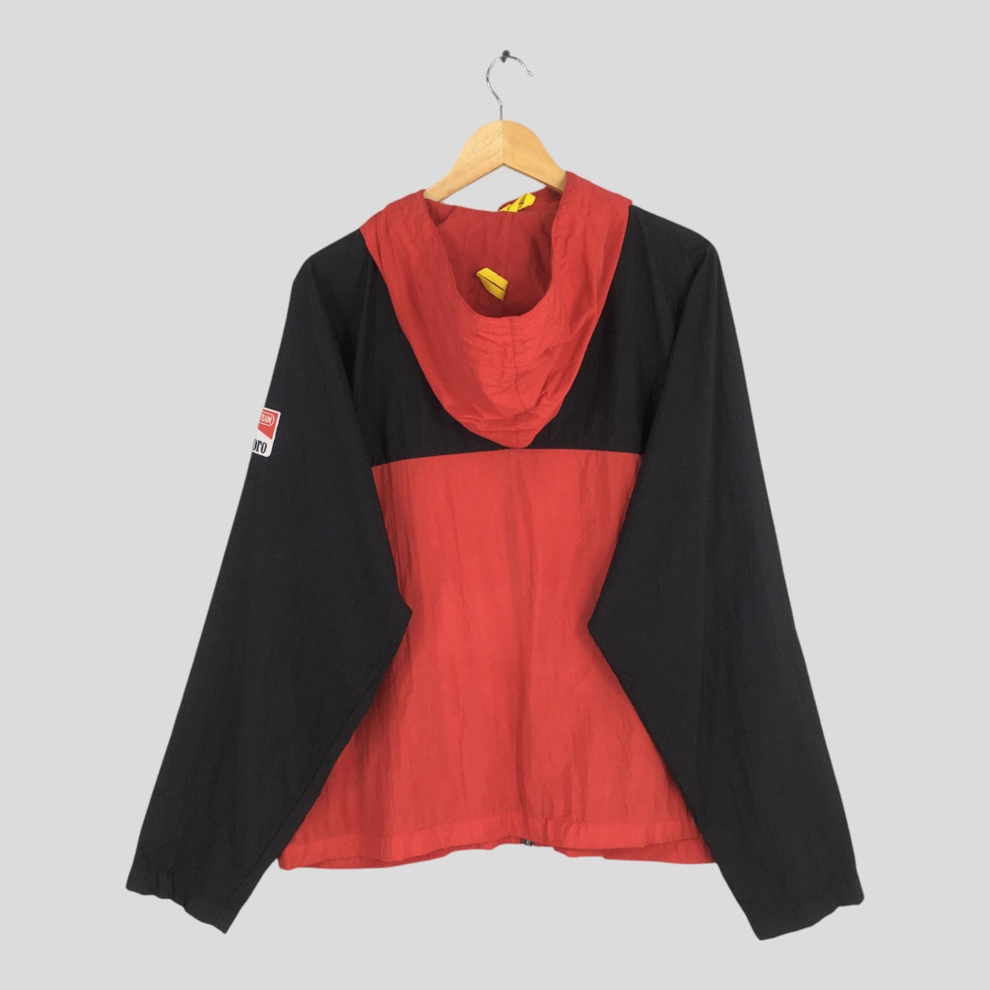 Marlboro Adventure Team Zipper Jacket Large