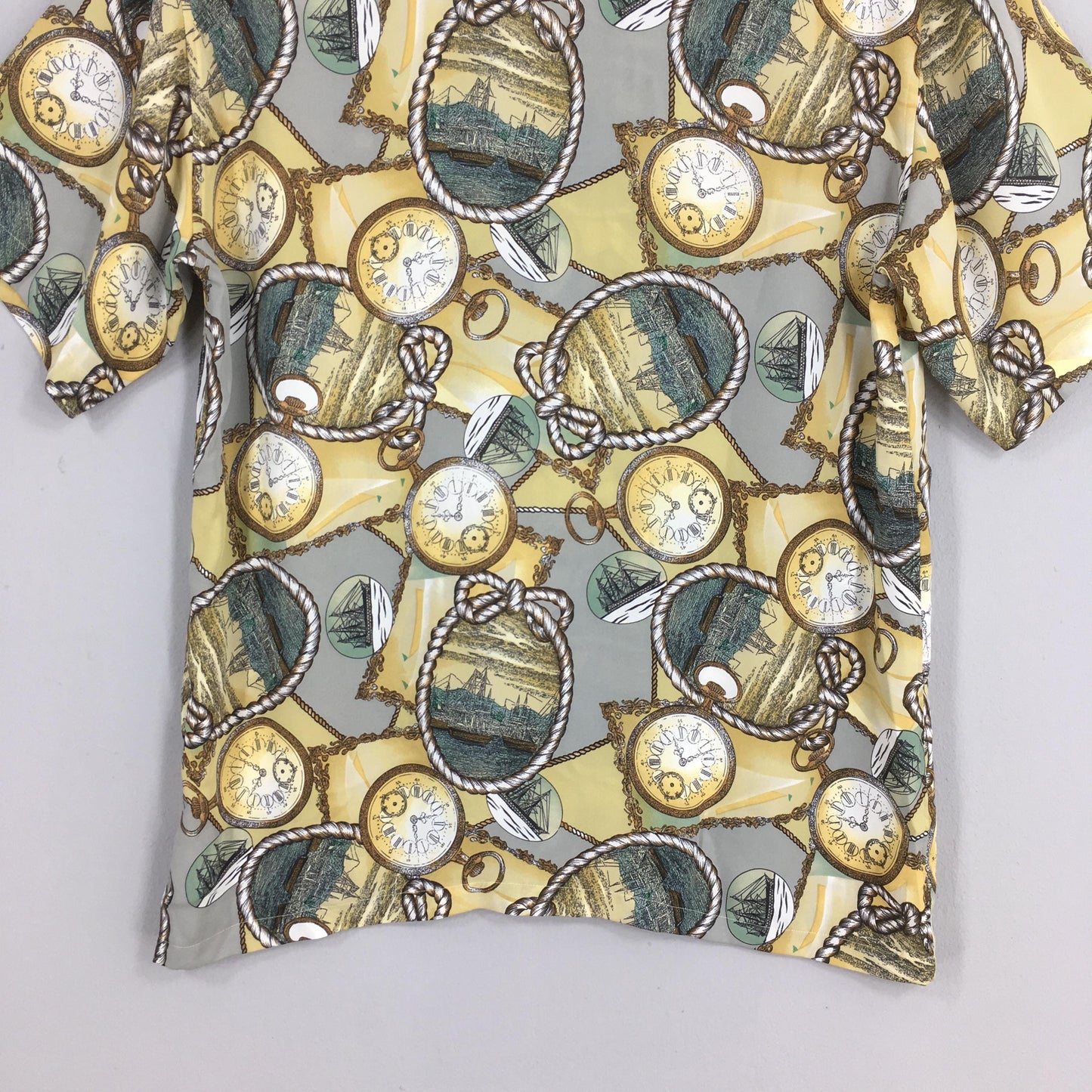 Baroque Abstract Pattern Polyester Shirt Large