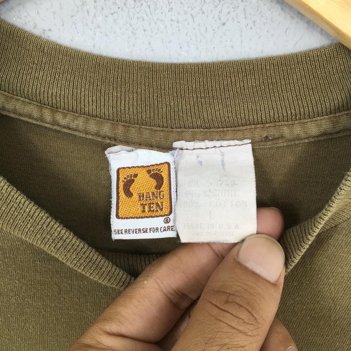 Hang Ten Surfing Footprint T shirt Large