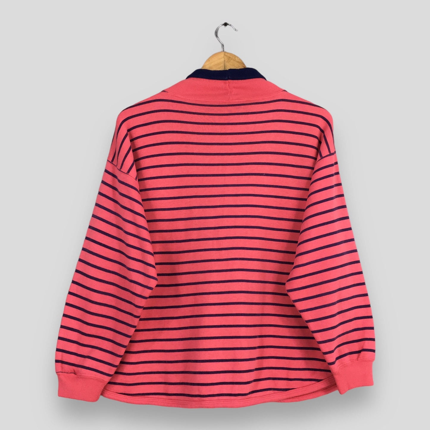 Warner Music Group Stripes Sweatshirt Large