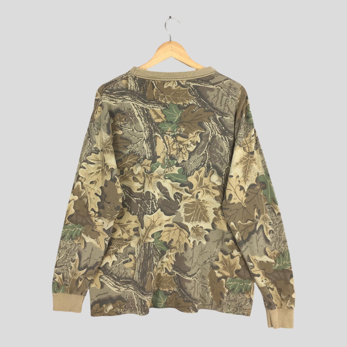 Sasquatch Real Tree Camo T shirt Large