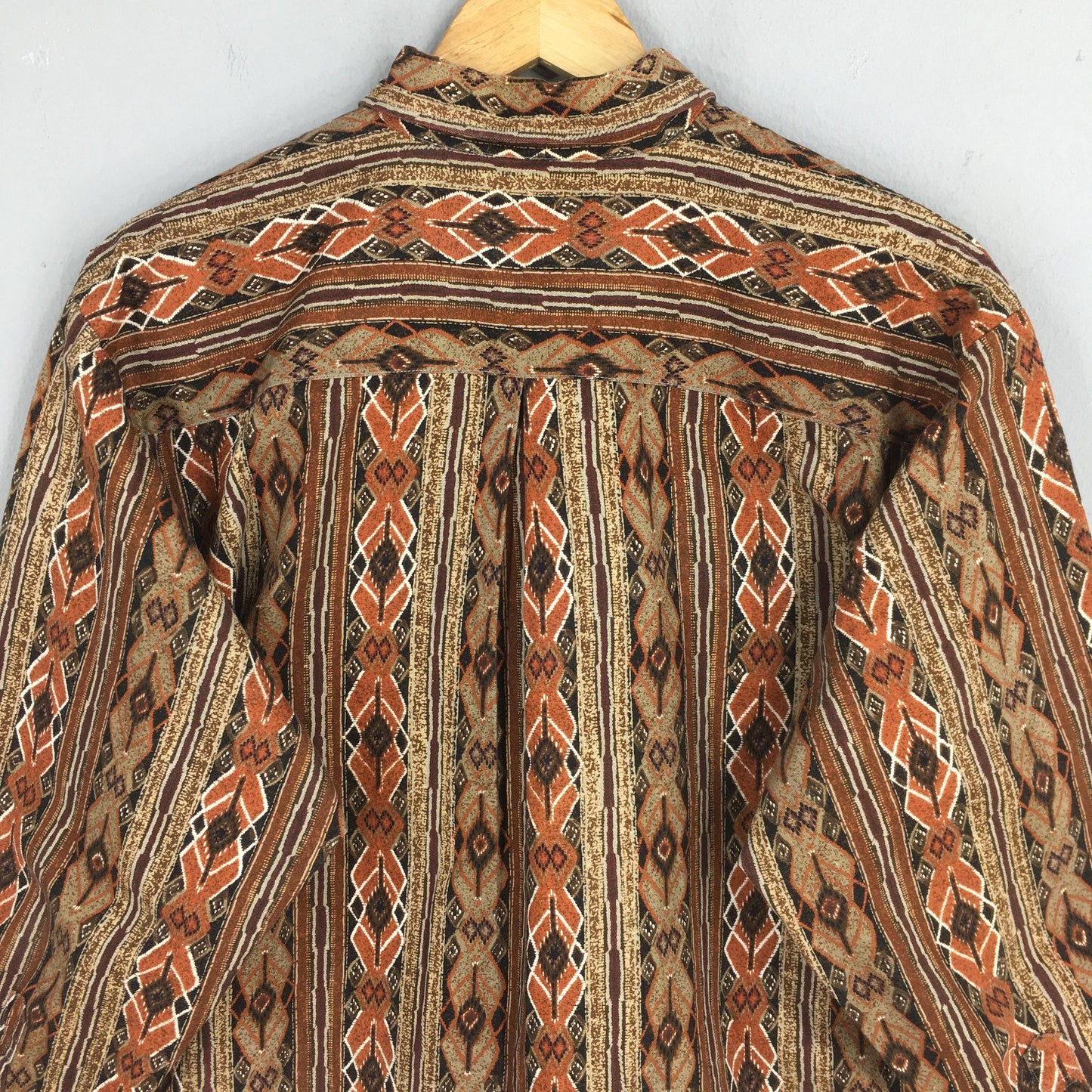 Baffy Abstract Tribal Aztec Pattern Shirt XLarge