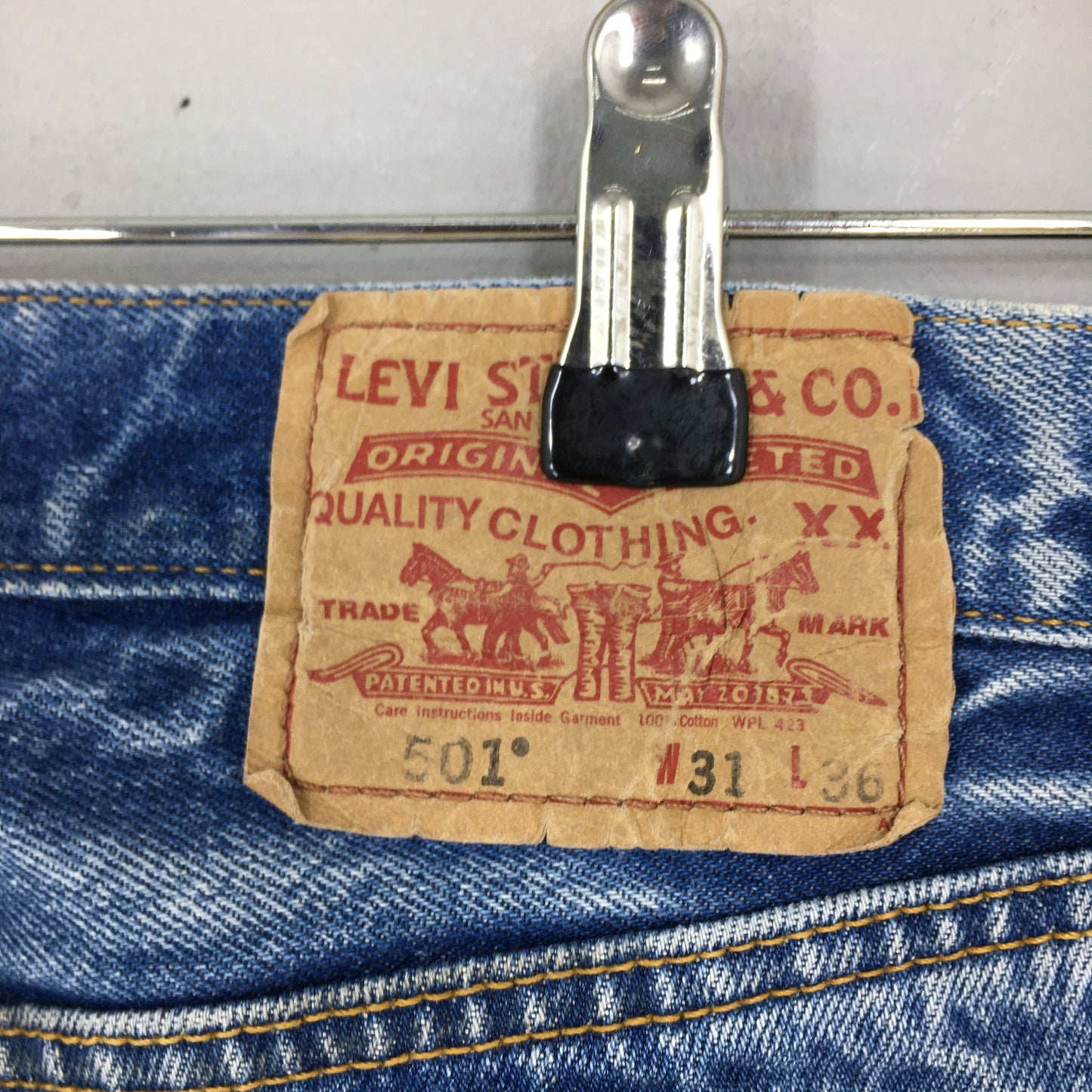 Levi's 501 Faded Dirty Blue Jeans Size 27x31