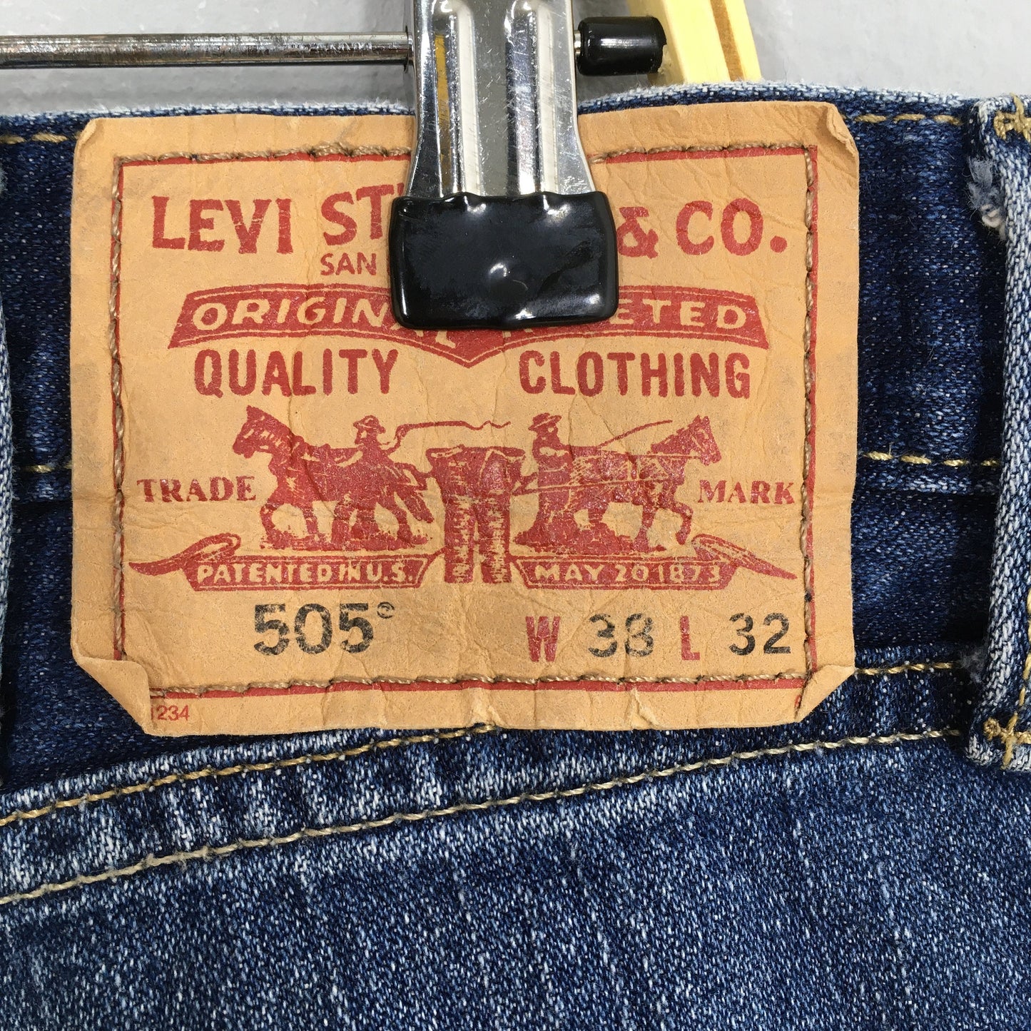 Levi's 505 Straight Fit Jeans Faded Blue Jeans Size 39x30