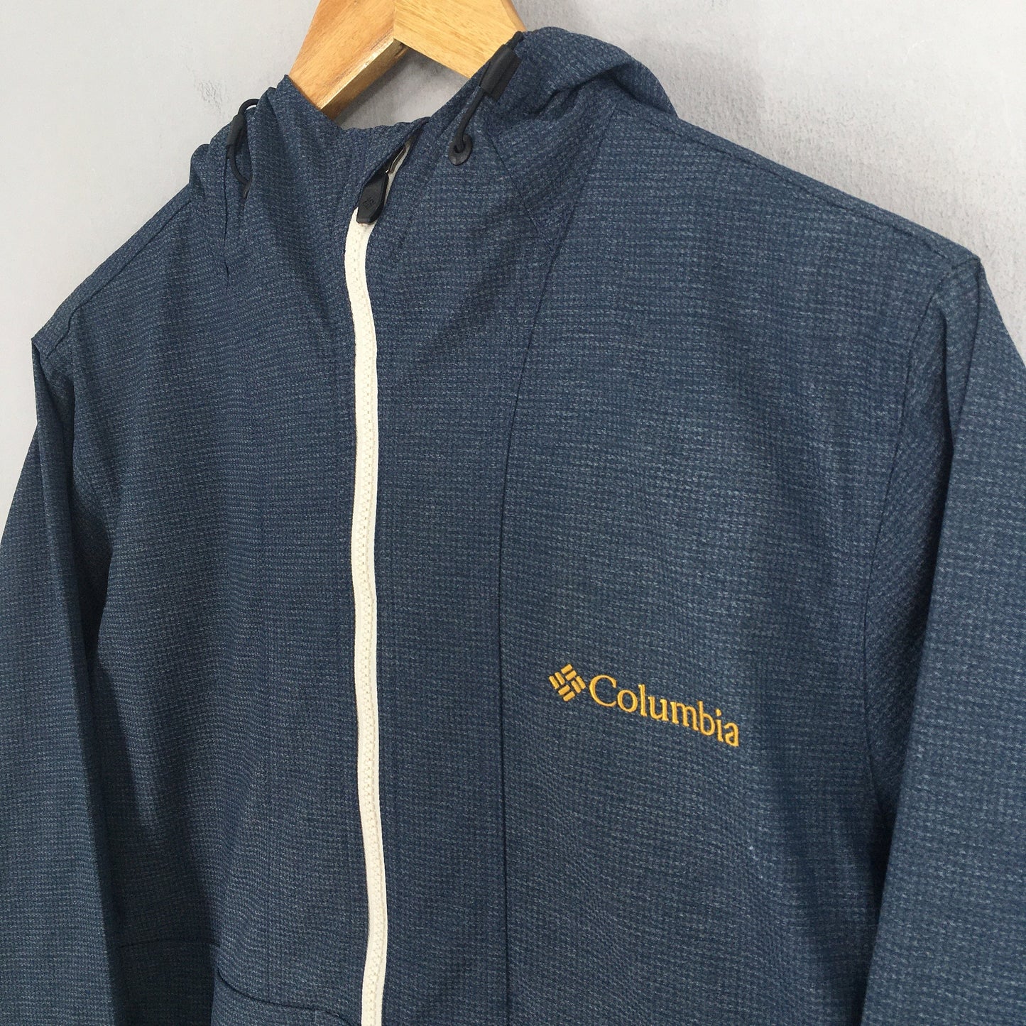 Columbia Windbreaker Hoodie Jacket Medium