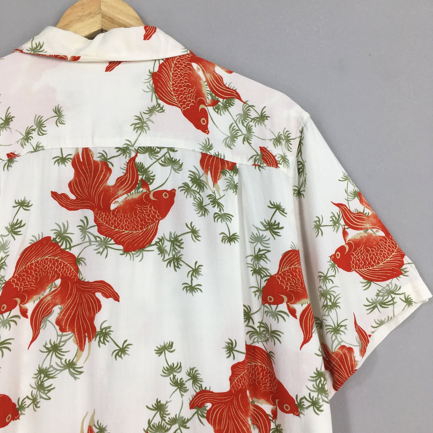 Hawaiian Japanese Gold Fish Rayon Shirt Large