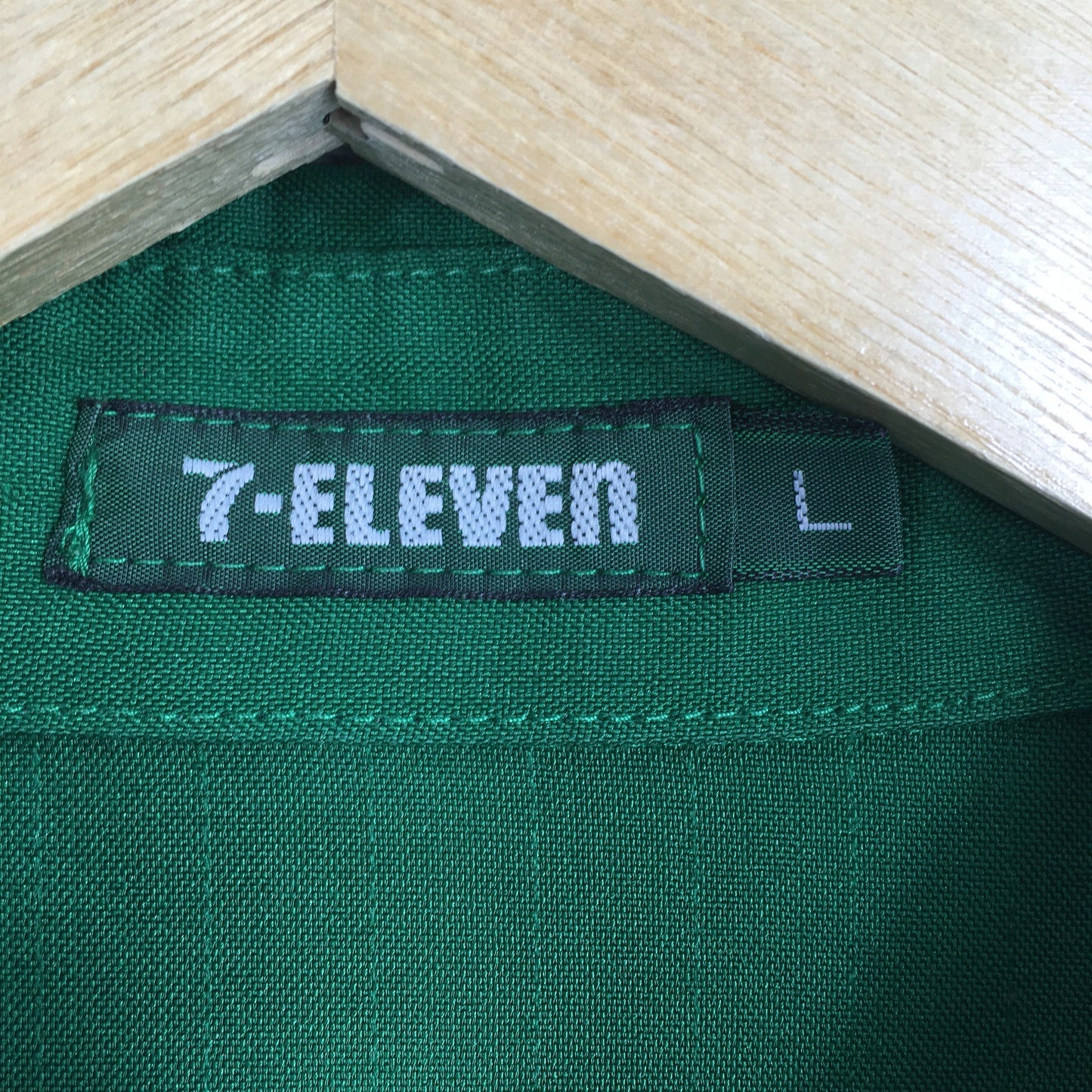 7-Eleven Workers Shirt Large