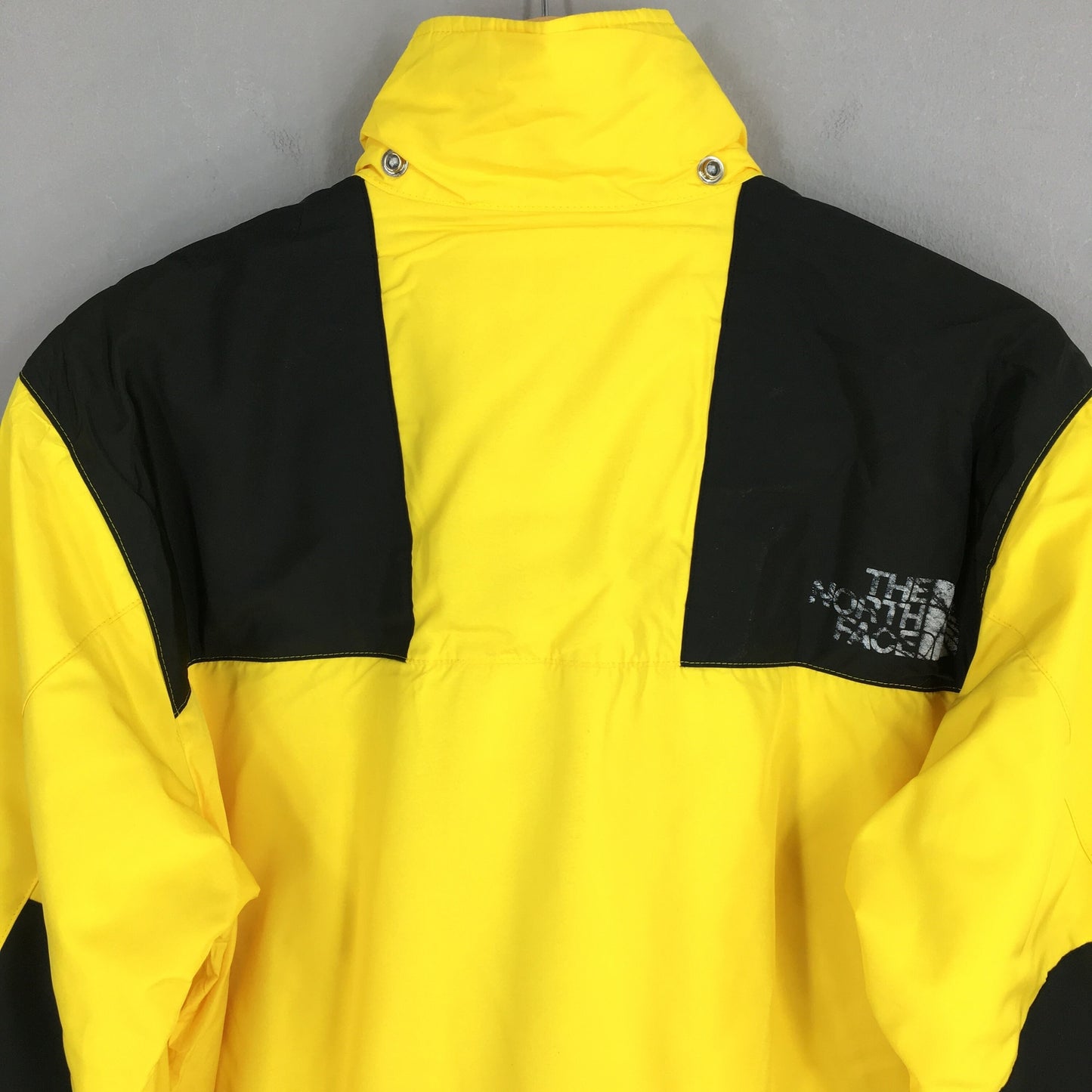 The North Face Gore Tex Windbreaker Hoodie Jacket Medium