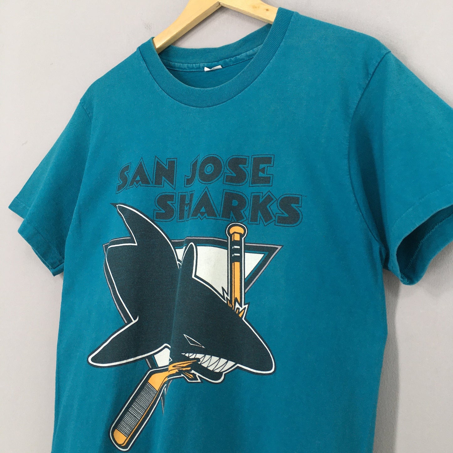 San Jose Sharks Hockey NHL T shirt Medium