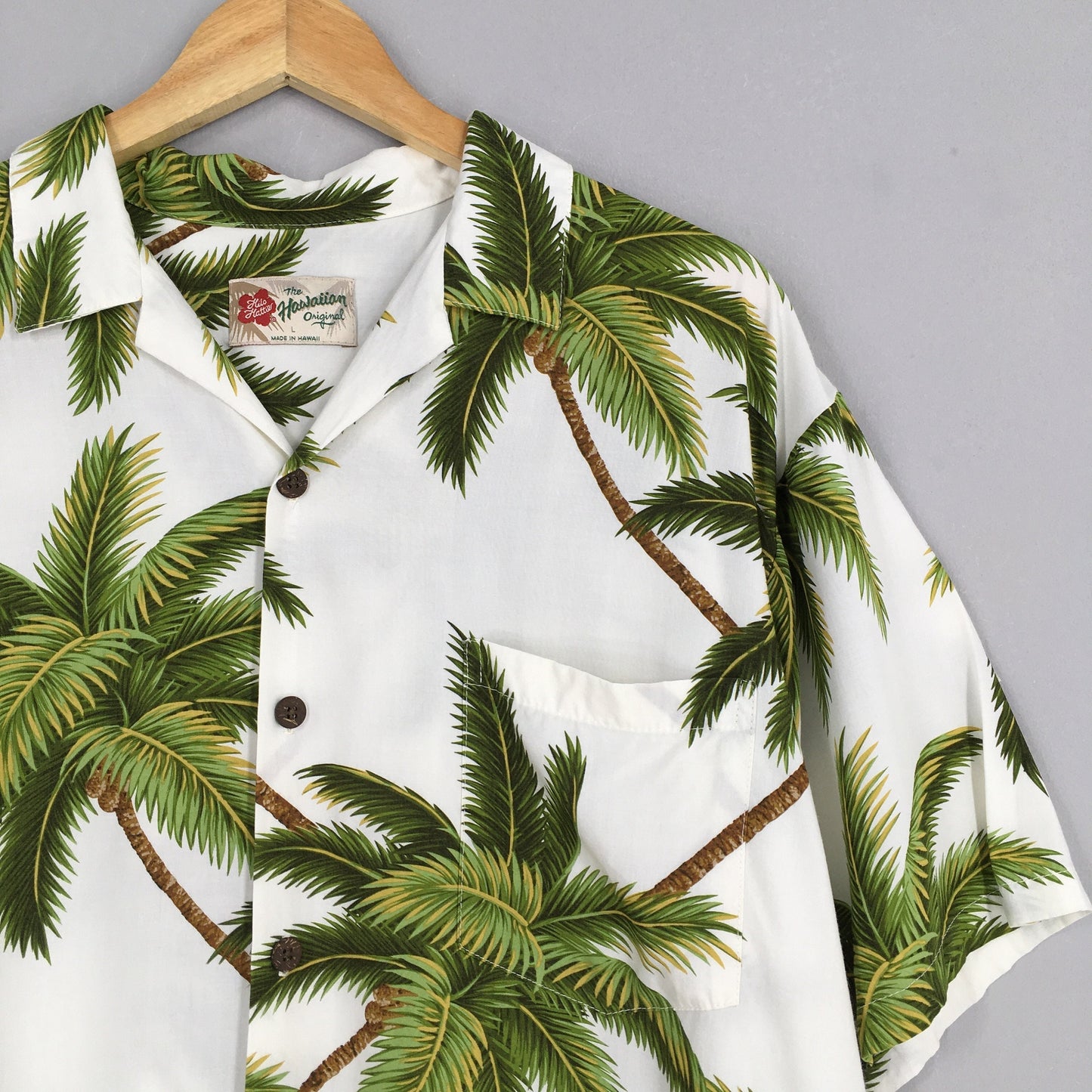 Hawaiian Coconut Tree Graphics Rayon Shirt Large