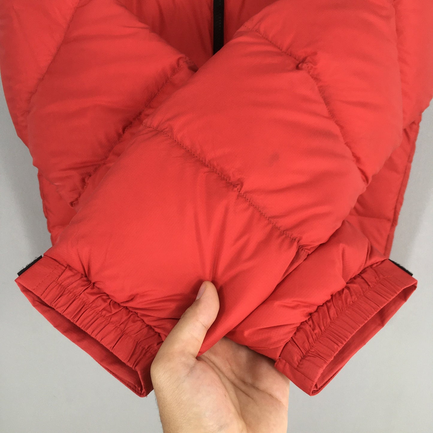 The North Face 700 Puffer Jacket Red Small