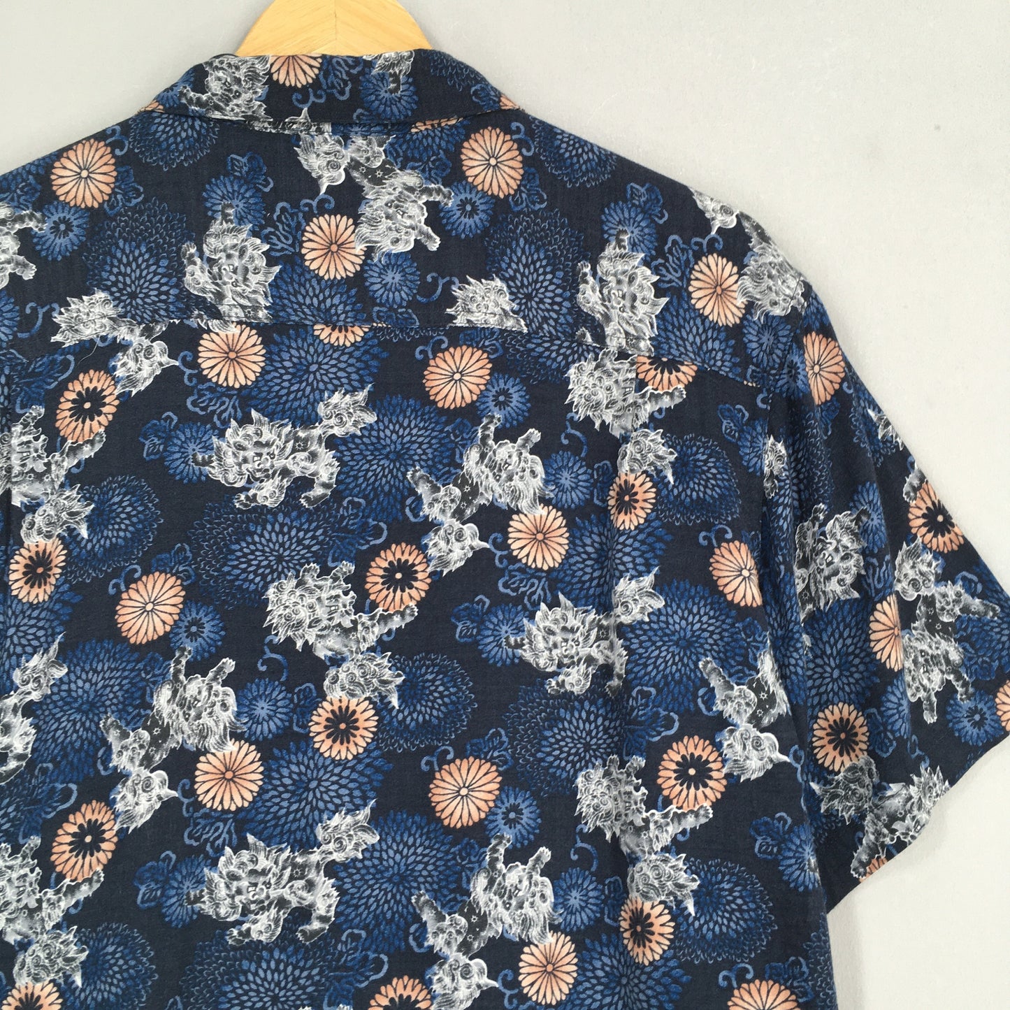 Vintage 80s Hawaii Sakura Blossom Rayon Shirt Large