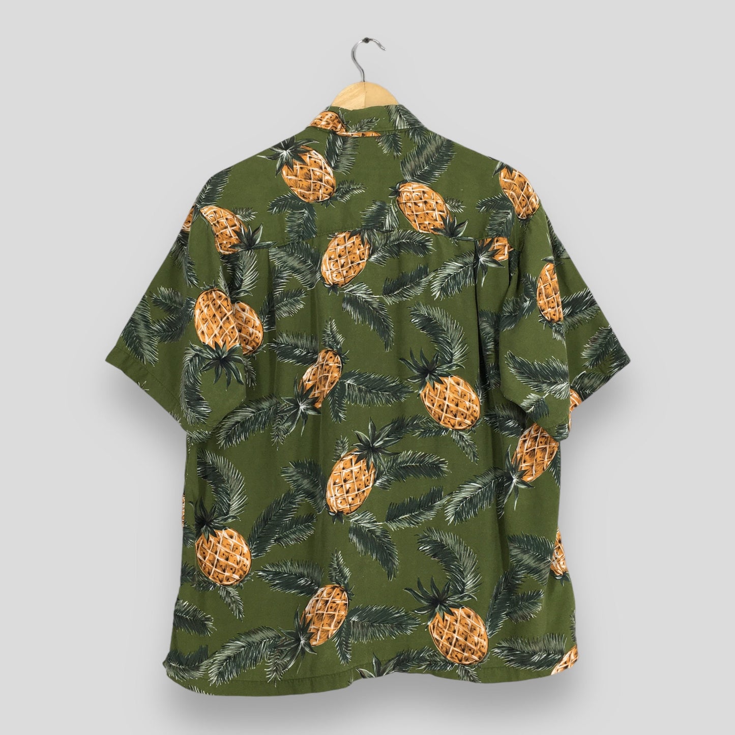 Hawaiian Pineapples Aloha Tropical Rayon Shirt Medium