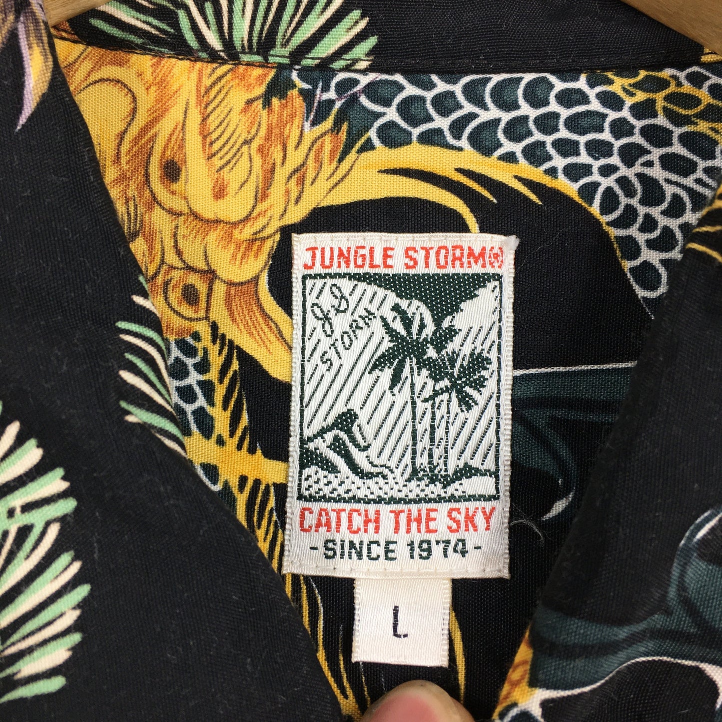 Hawaiian Japanese Jungle Storm Dragon Rayon Shirt Large