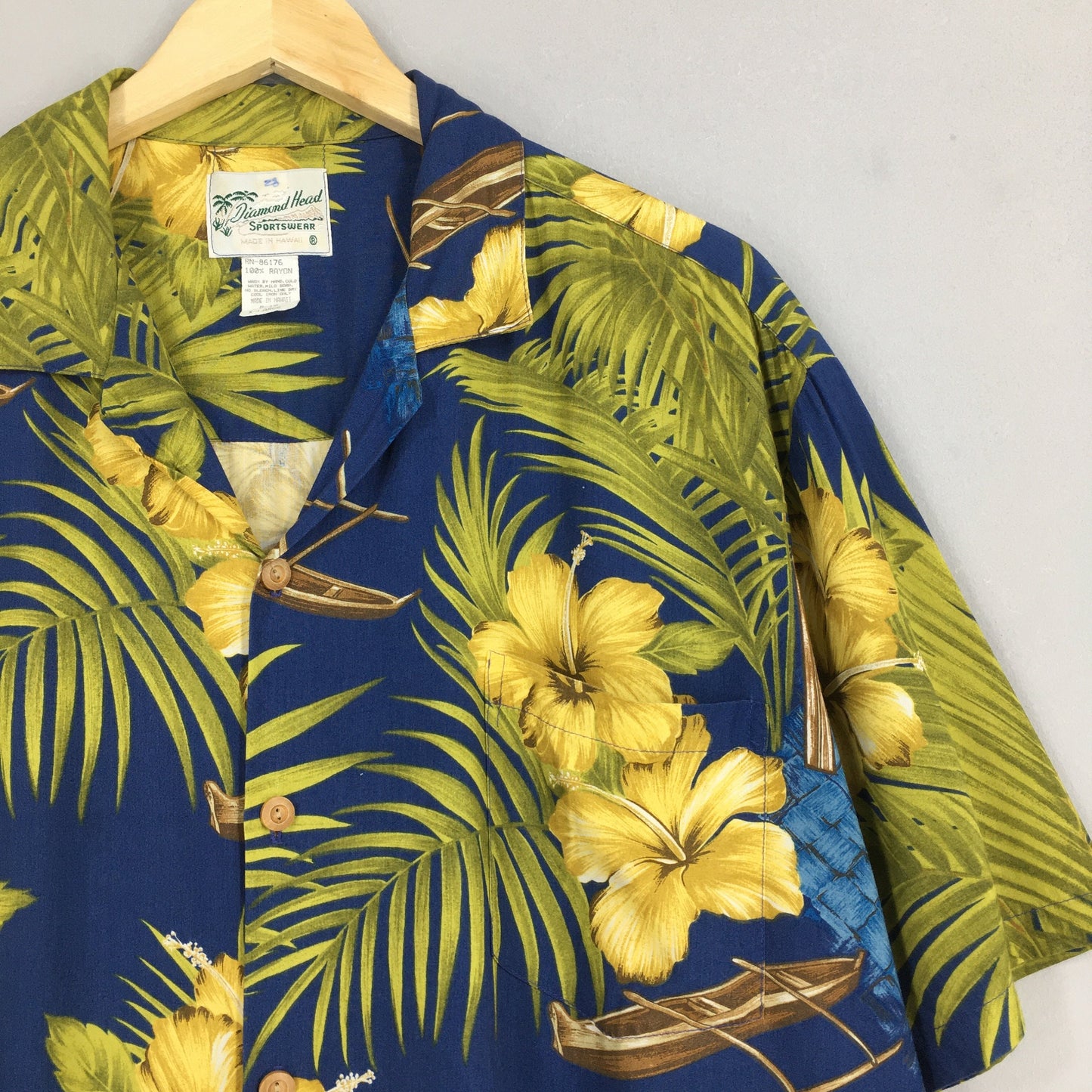 Vintage Diamond Head Floral Leaves Hawaii Aloha Rayon Shirt XLarge