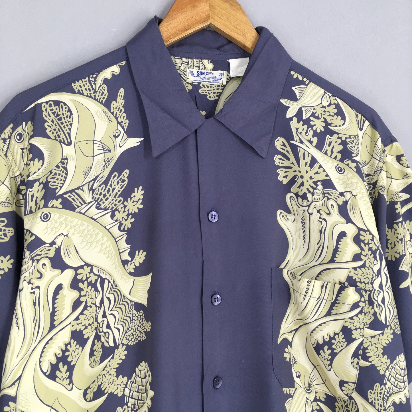 Hawaiian Japanese Sun Surf Sea Fish Rayon Shirt Large