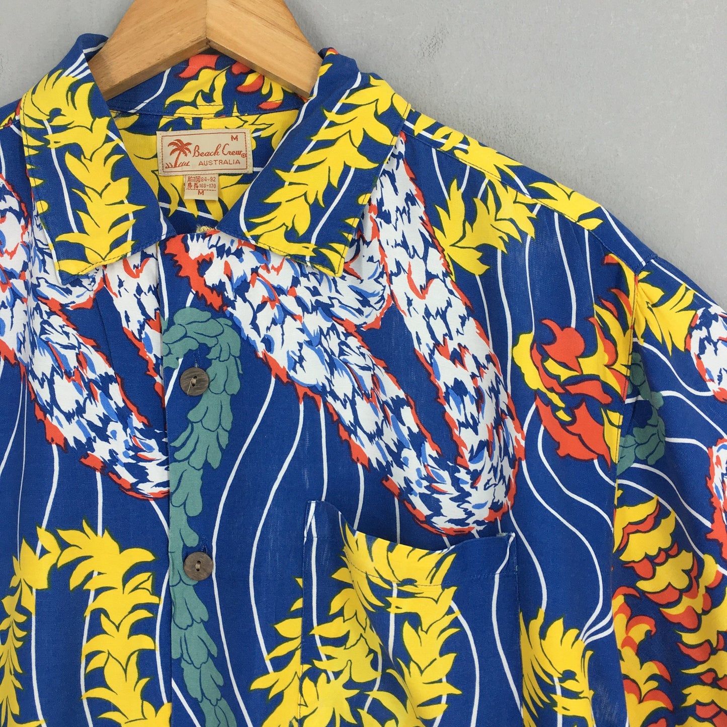 Hawaii Aloha Floral Tropical Rayon Shirt Medium