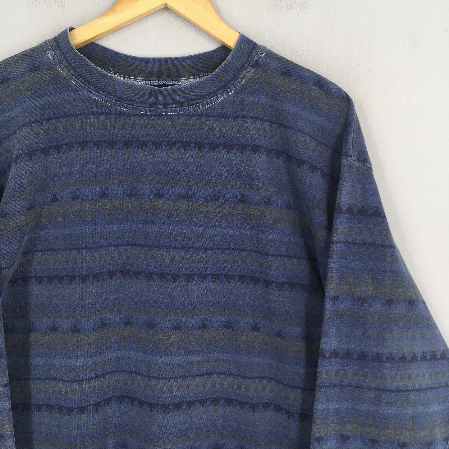 Gramicci Blue Stripes T shirt Medium