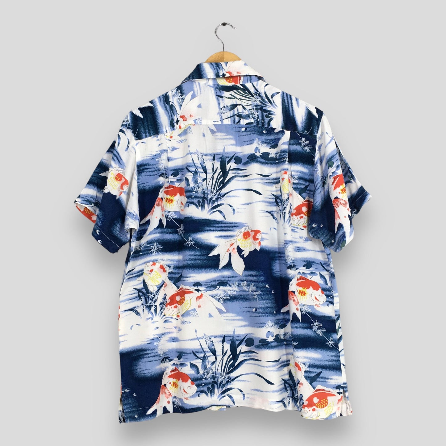 Hawaiian Japanese Gold Fish Rayon Shirt Medium