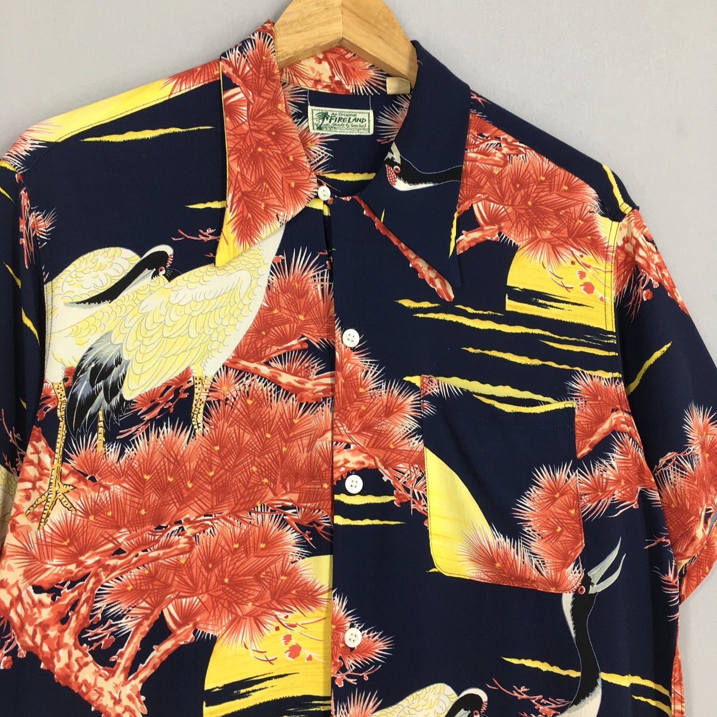 Hawaiian Japanese Sun Surf Toyo Phoenix Bird Rayon Shirt Medium