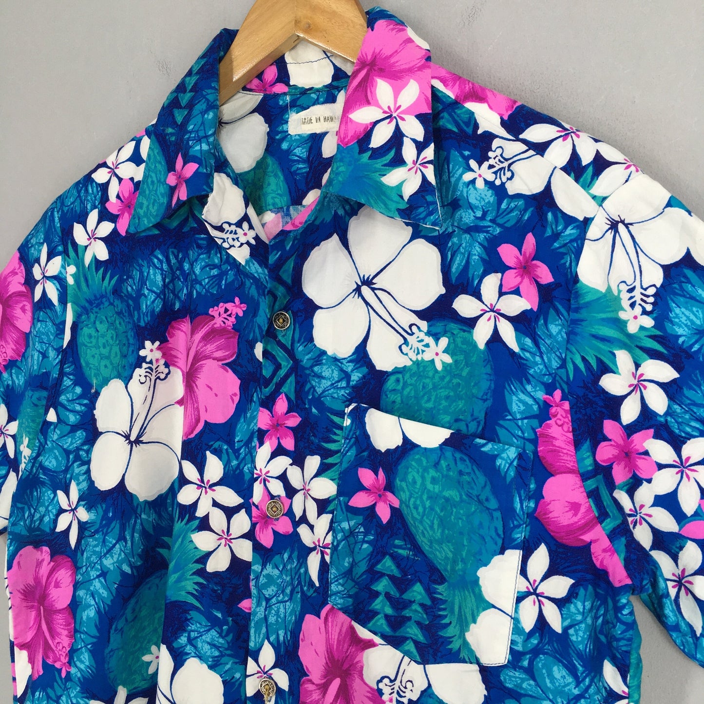 Hawaii Beach Floral Blue Soft Shirt Medium