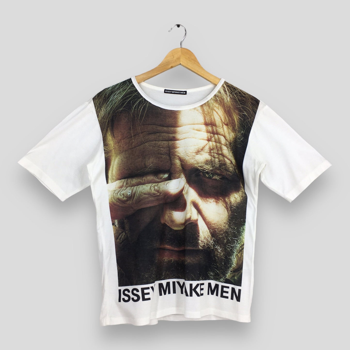 Issey Miyake Men White T shirt Small