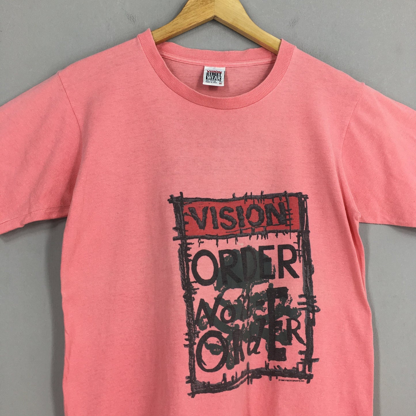 Vision Street Wear Pink T shirt Medium