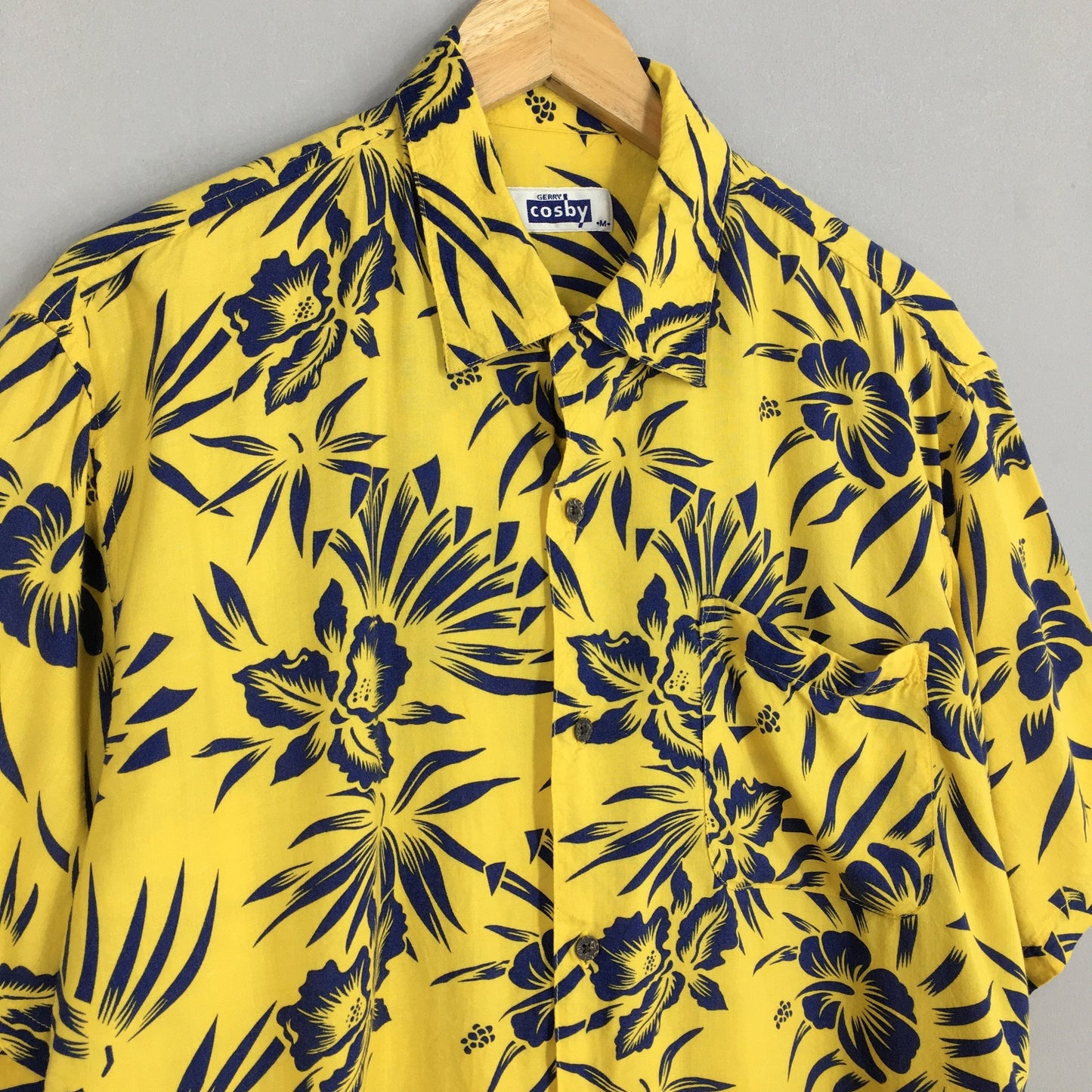 Hawaiian Hibiscus Flower Tropical Hawaii Rayon Shirt Medium