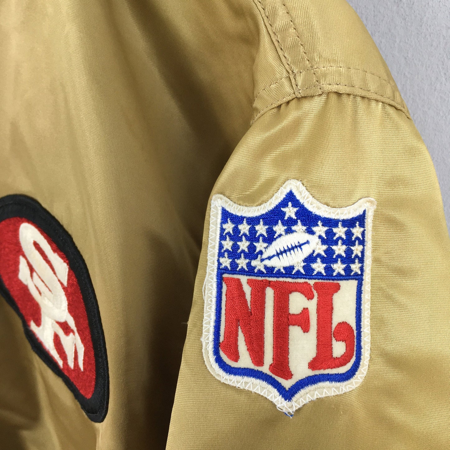 San Francisco 49ers NFL Satin Jacket Medium