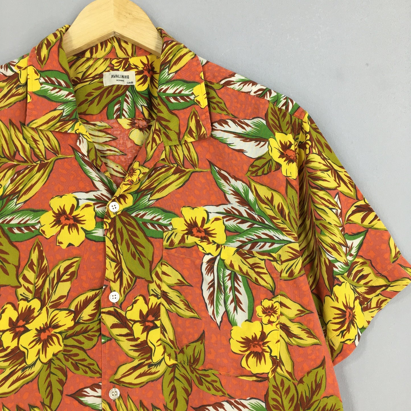 Avalinho Homme Hibiscus Flower Rayon Shirt Medium