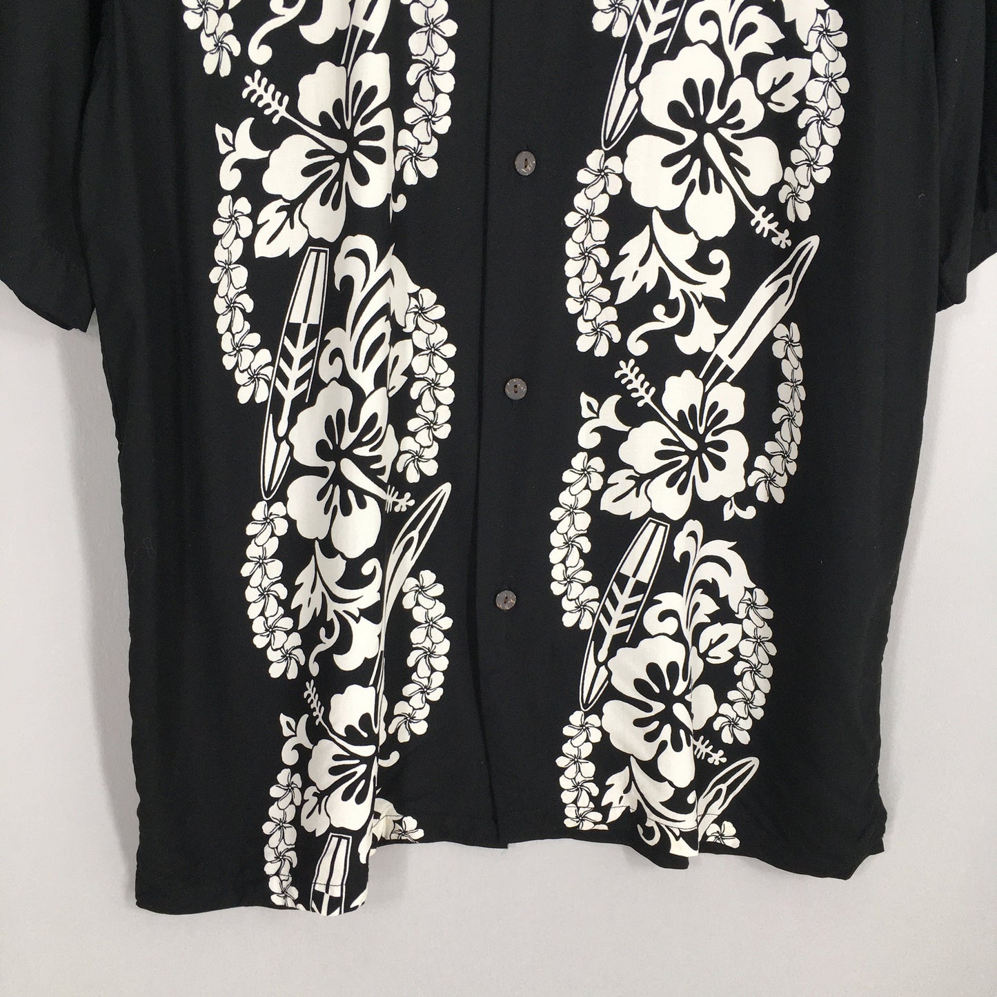 Aloha Floral Beach Wear Black Shirt Medium