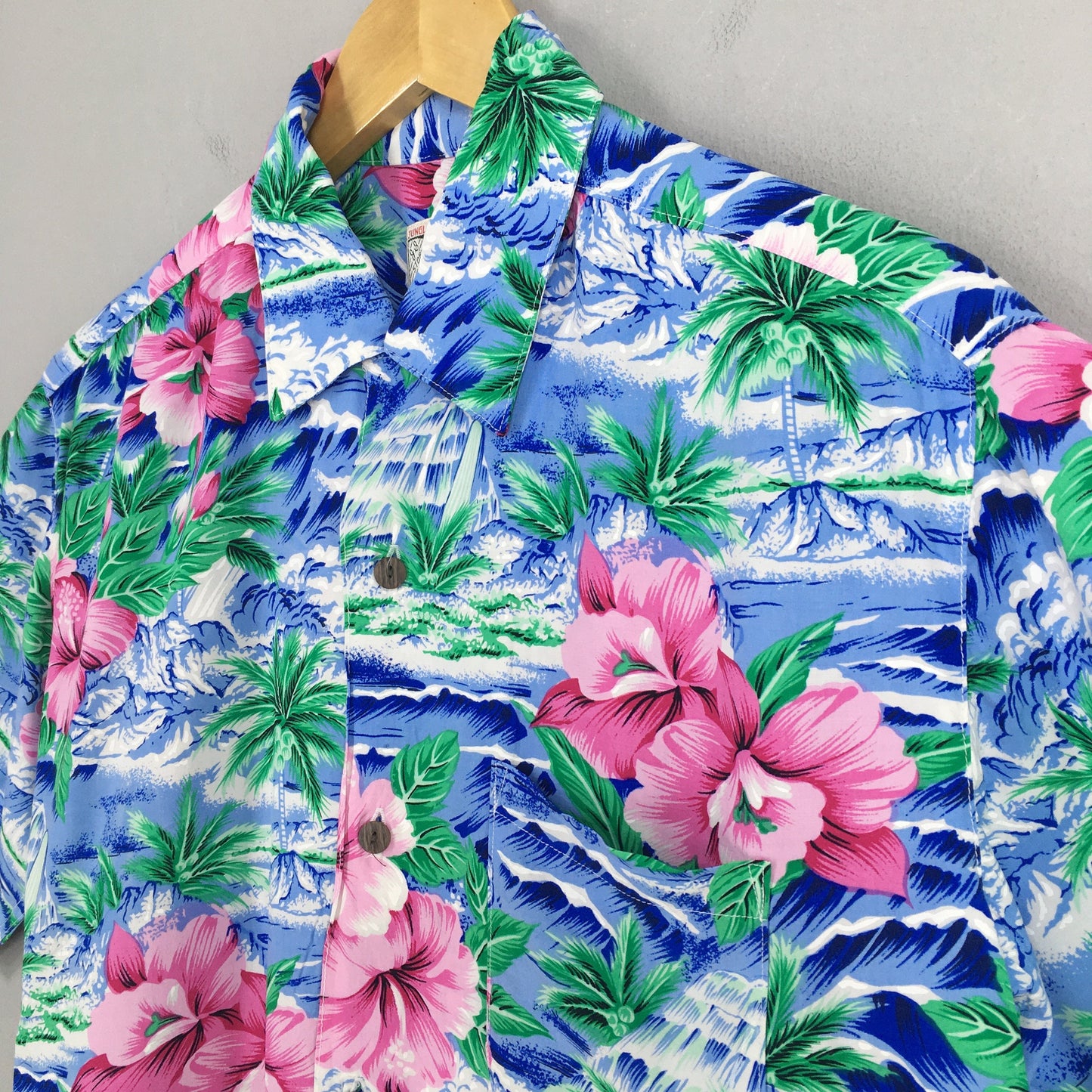 Hawaii Hibiscus Floral Shirt Medium