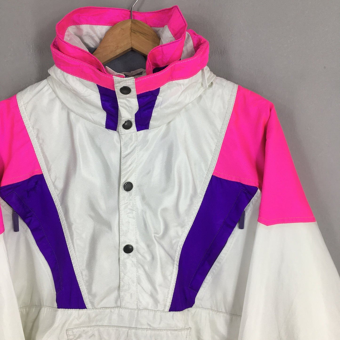 Nevica Bomber Hooded Ski Wear Retro Jacket Medium