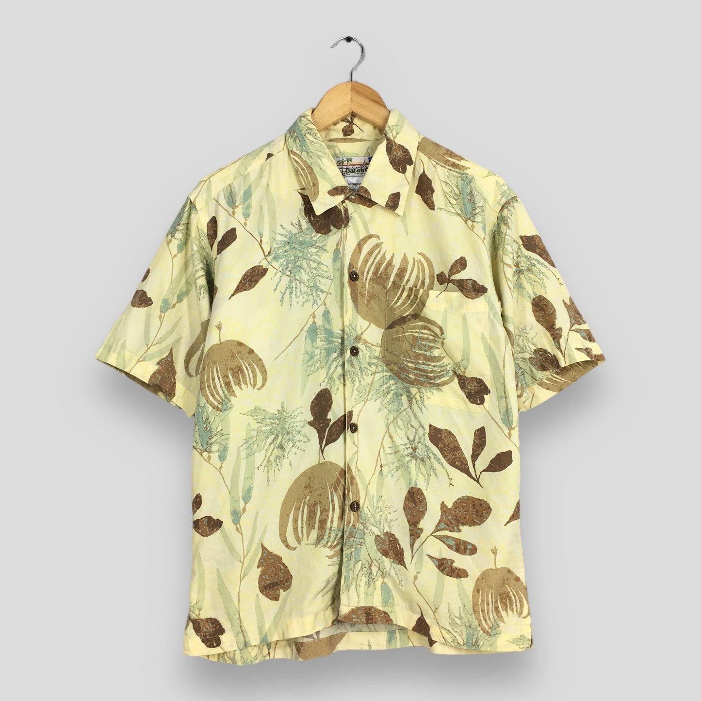 Pataloha Floral Hawaiian Island Beach Shirt XSmall