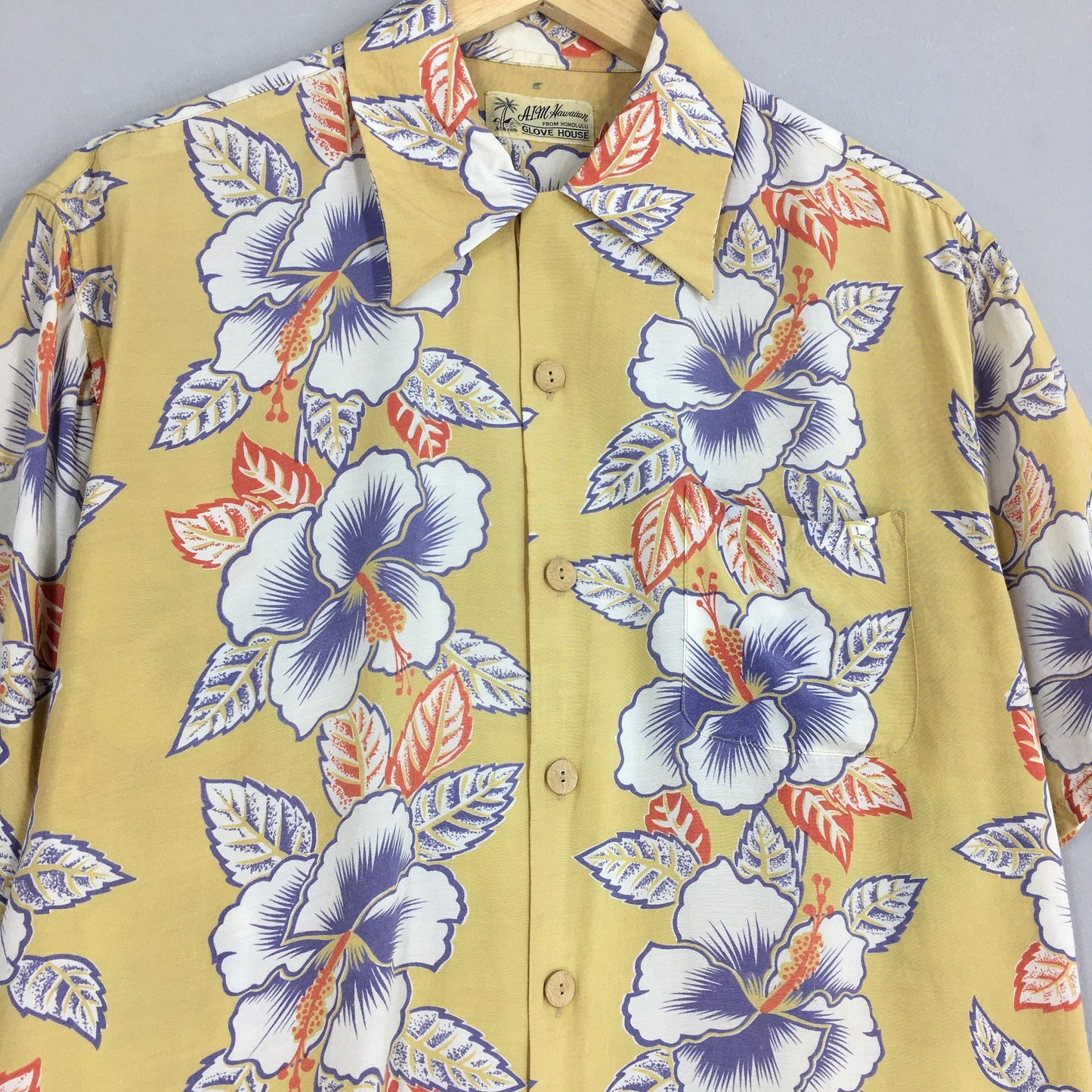 Hawaii Aloha Floral Printed Shirt Medium