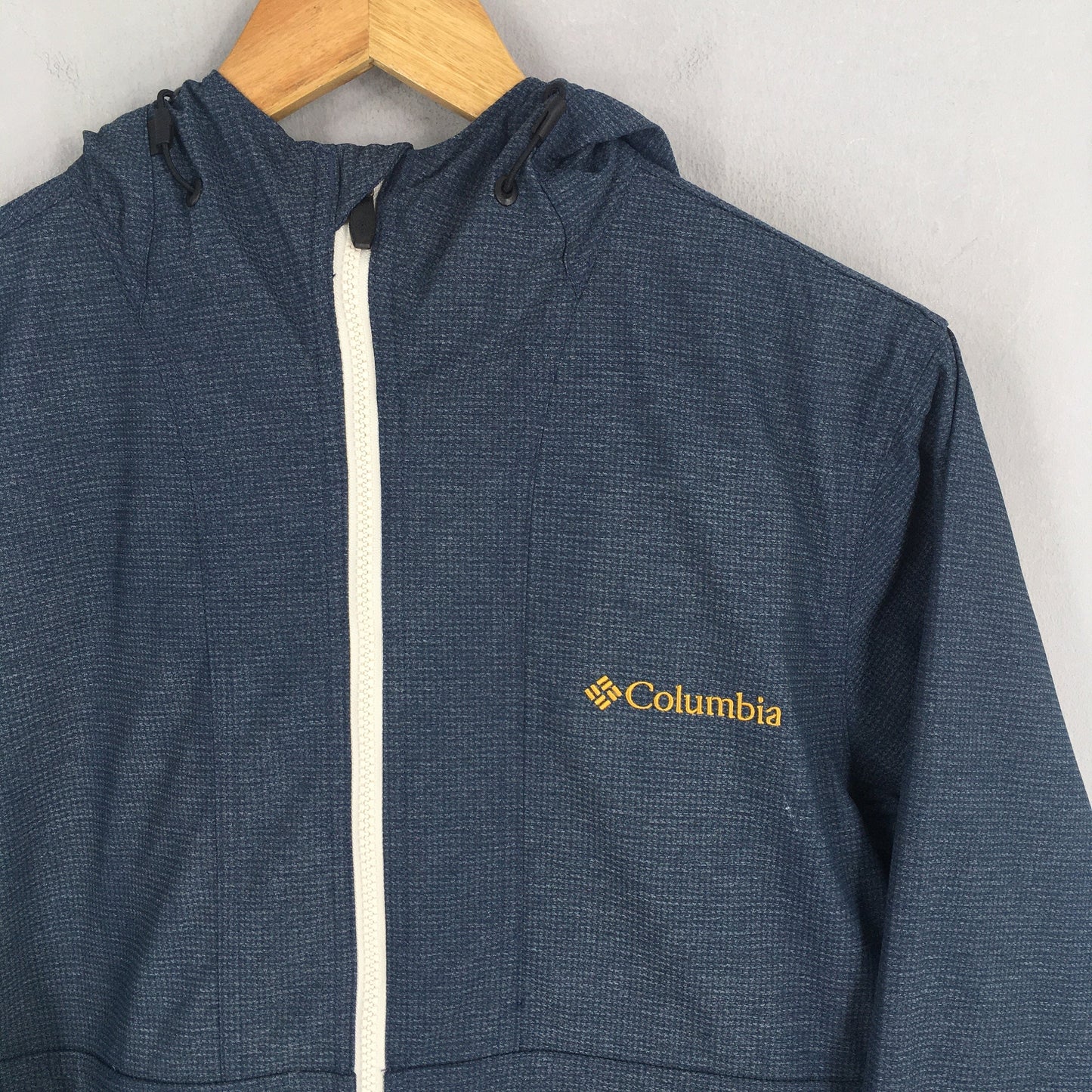 Columbia Windbreaker Hoodie Jacket Medium