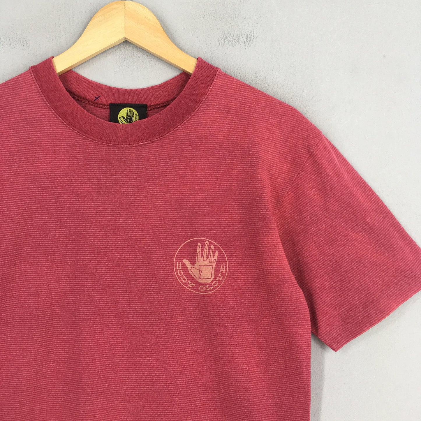 Body Glove Surfing Hawaiian Stripes Red T shirt Small