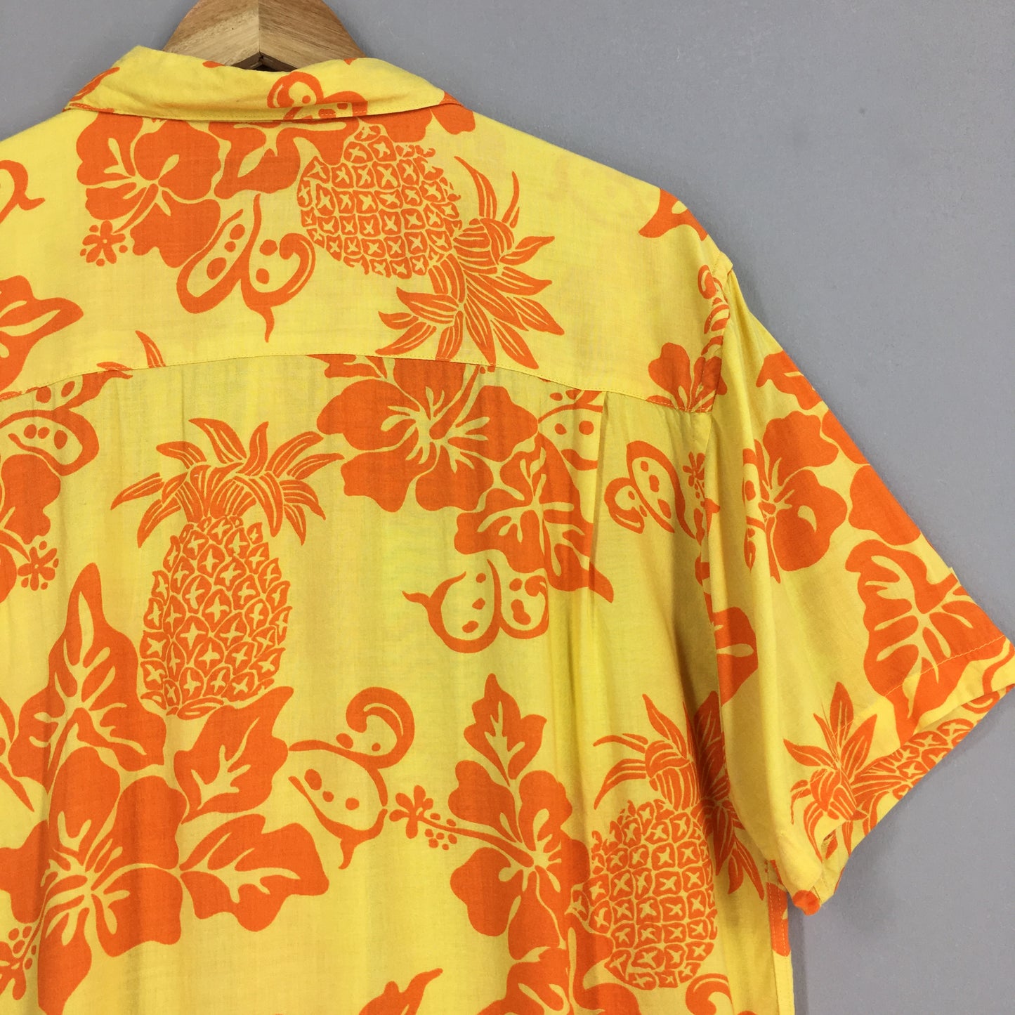 Aloha Surfing Hawaiian Hibiscus Flower Shirt Large