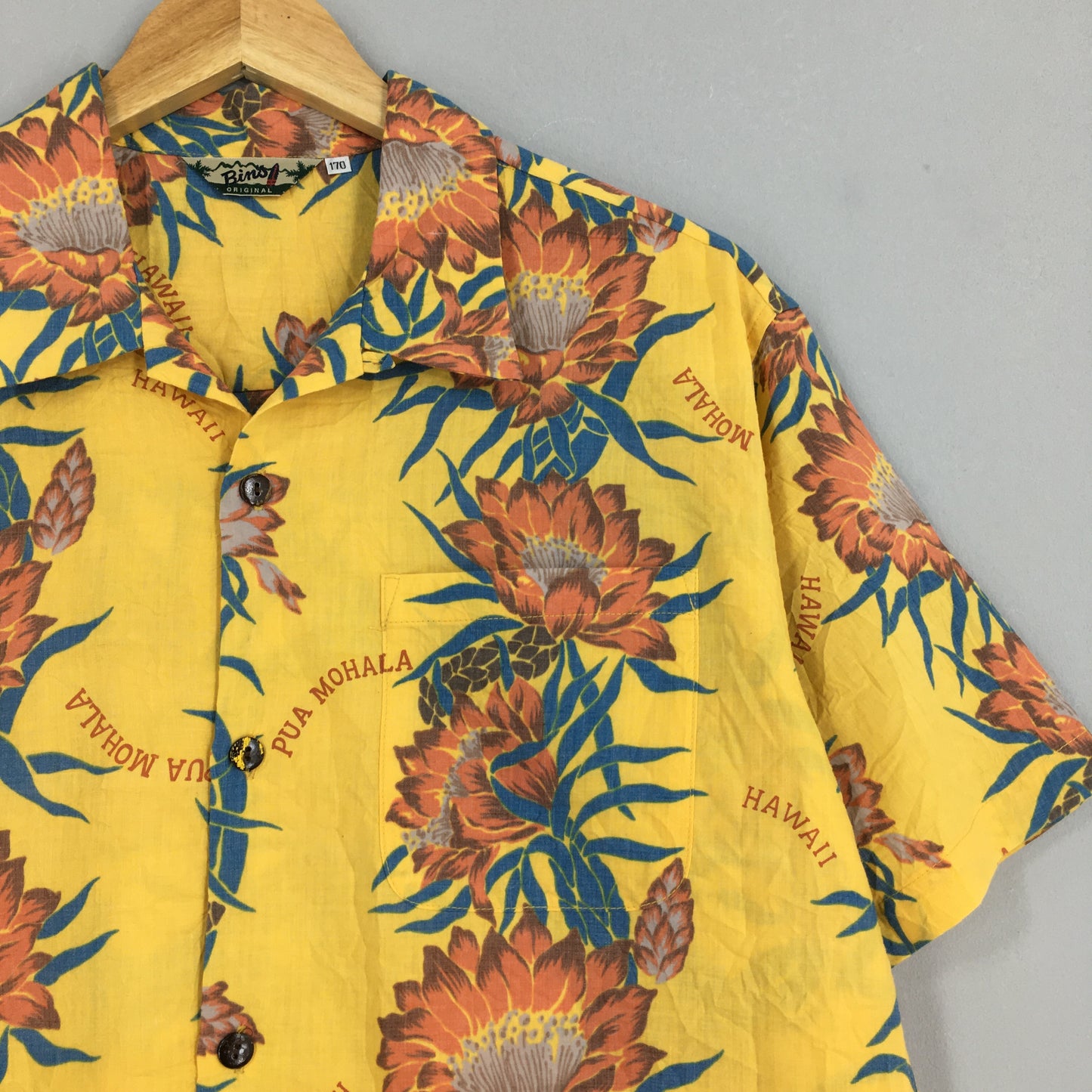 Beach Hawaiian Aloha Tropical Shirt Medium