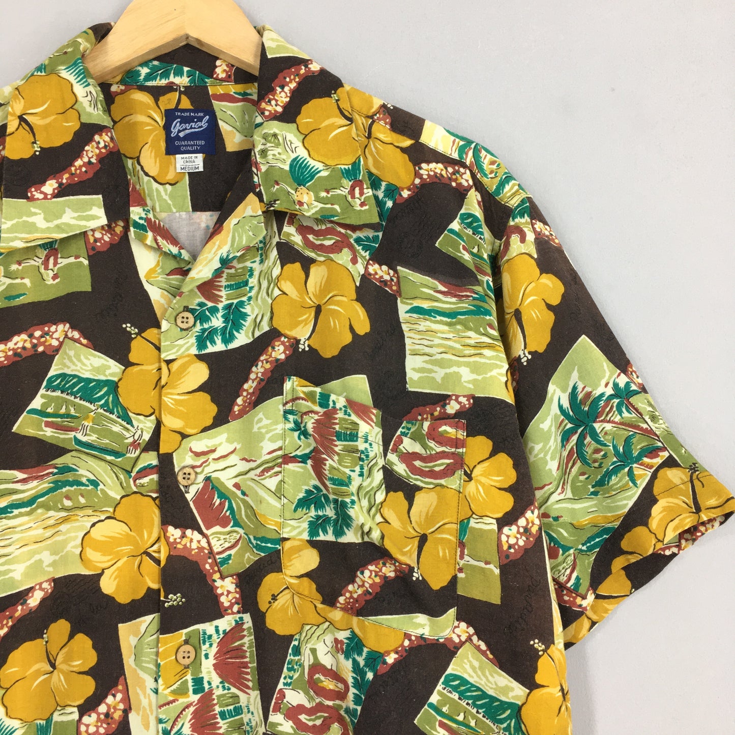 Hawaii Aloha Floral Printed Shirt Medium