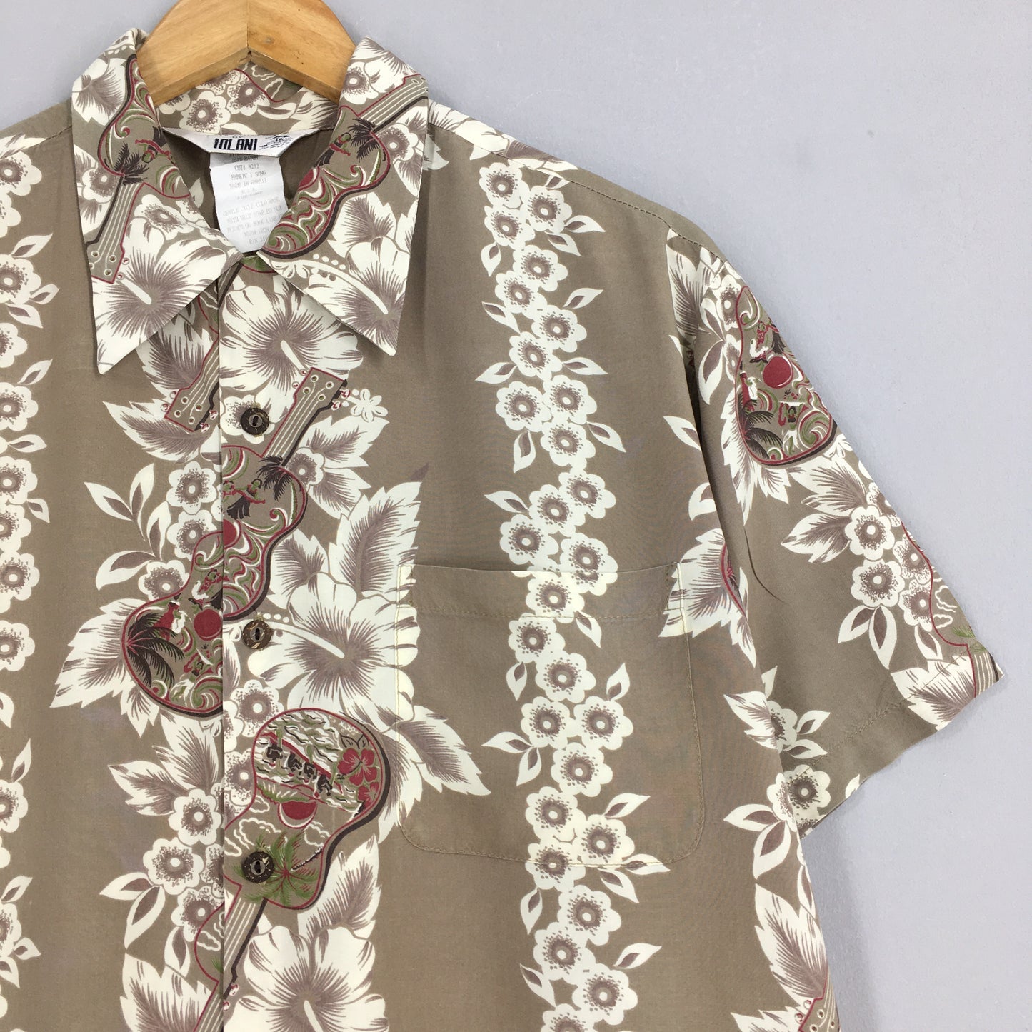 Iolani Made In Hawaii Beach View Aloha Rayon Shirt Large