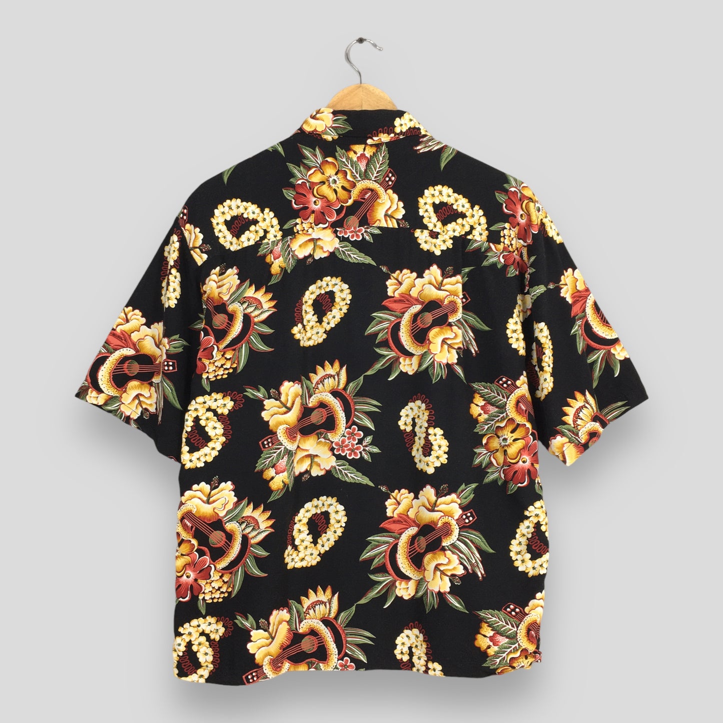 Vintage Aloha Floral Tropical Pineapples Hawaii Rayon Shirt Small