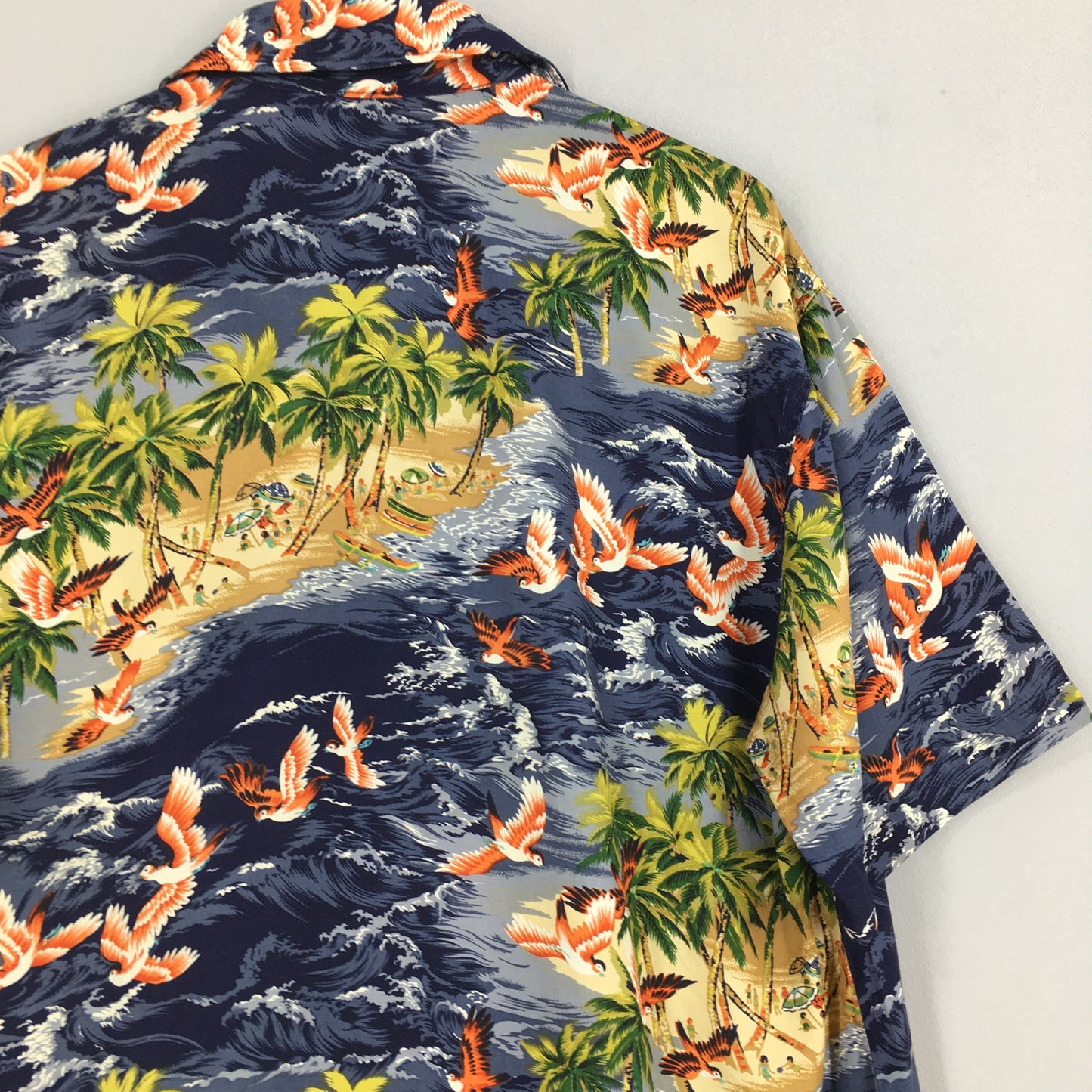 Vintage Guess Hawaiian Aloha Tropical Shirt Medium