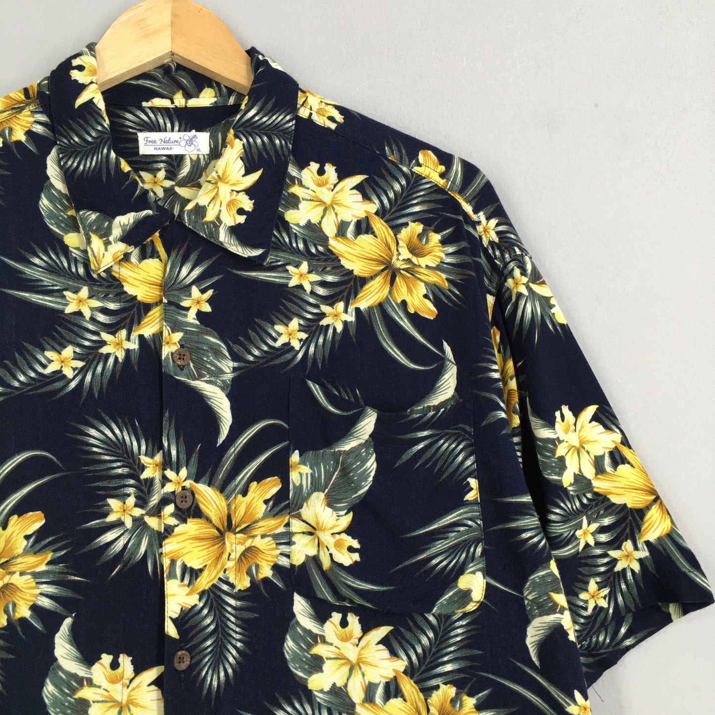 Vintage Hawaiian Flower Rayon Shirt XLarge