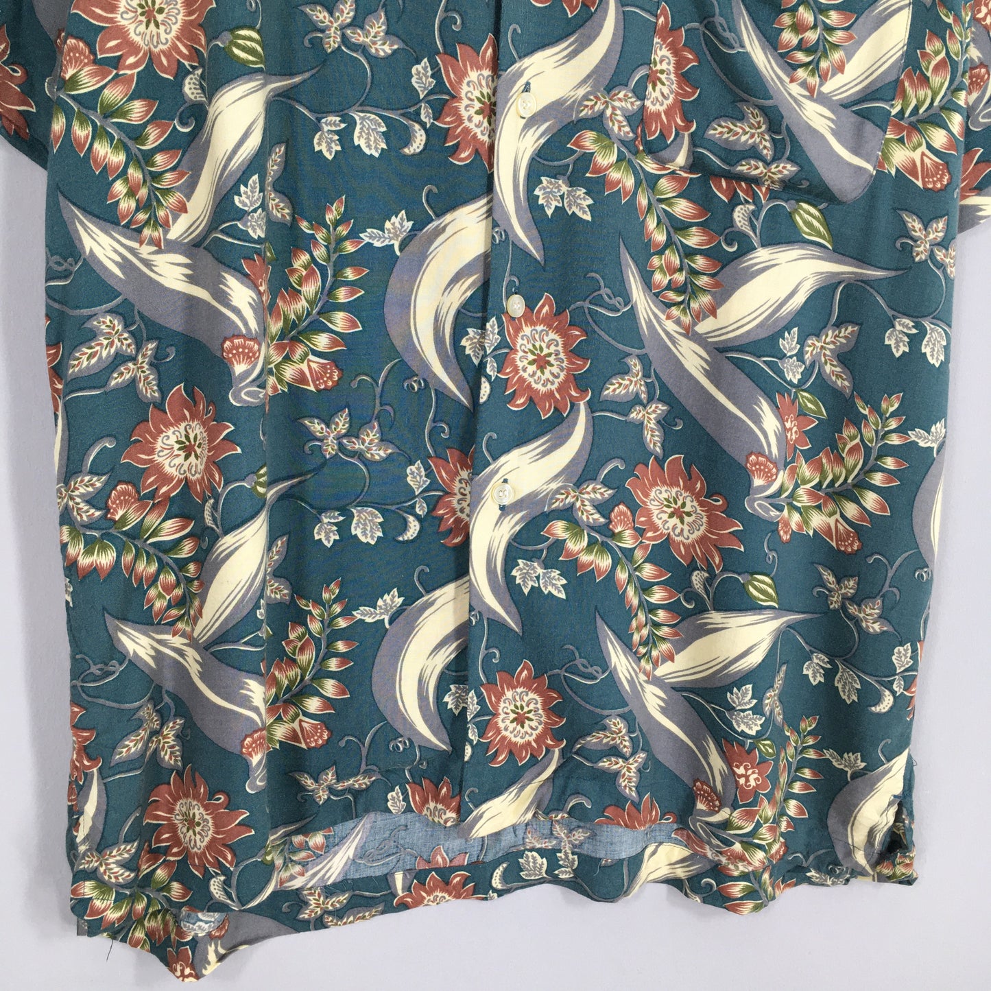 Vache Japanese Hawaiian Aloha Tropical Multicolor Shirt Large