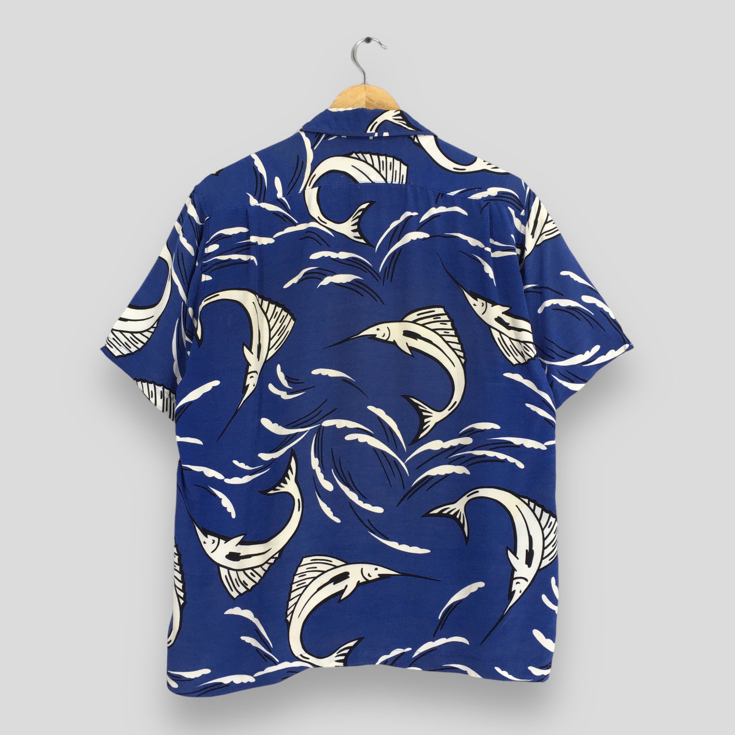 Jeffrey Banks Hawaiian Swordfish Blue Rayon Shirt Medium