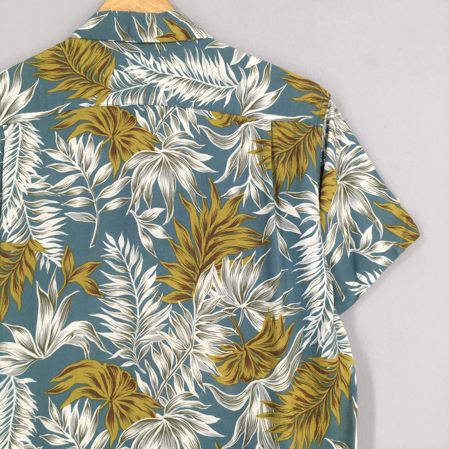 Hawaiian Aloha Tropical Island Shirt Large