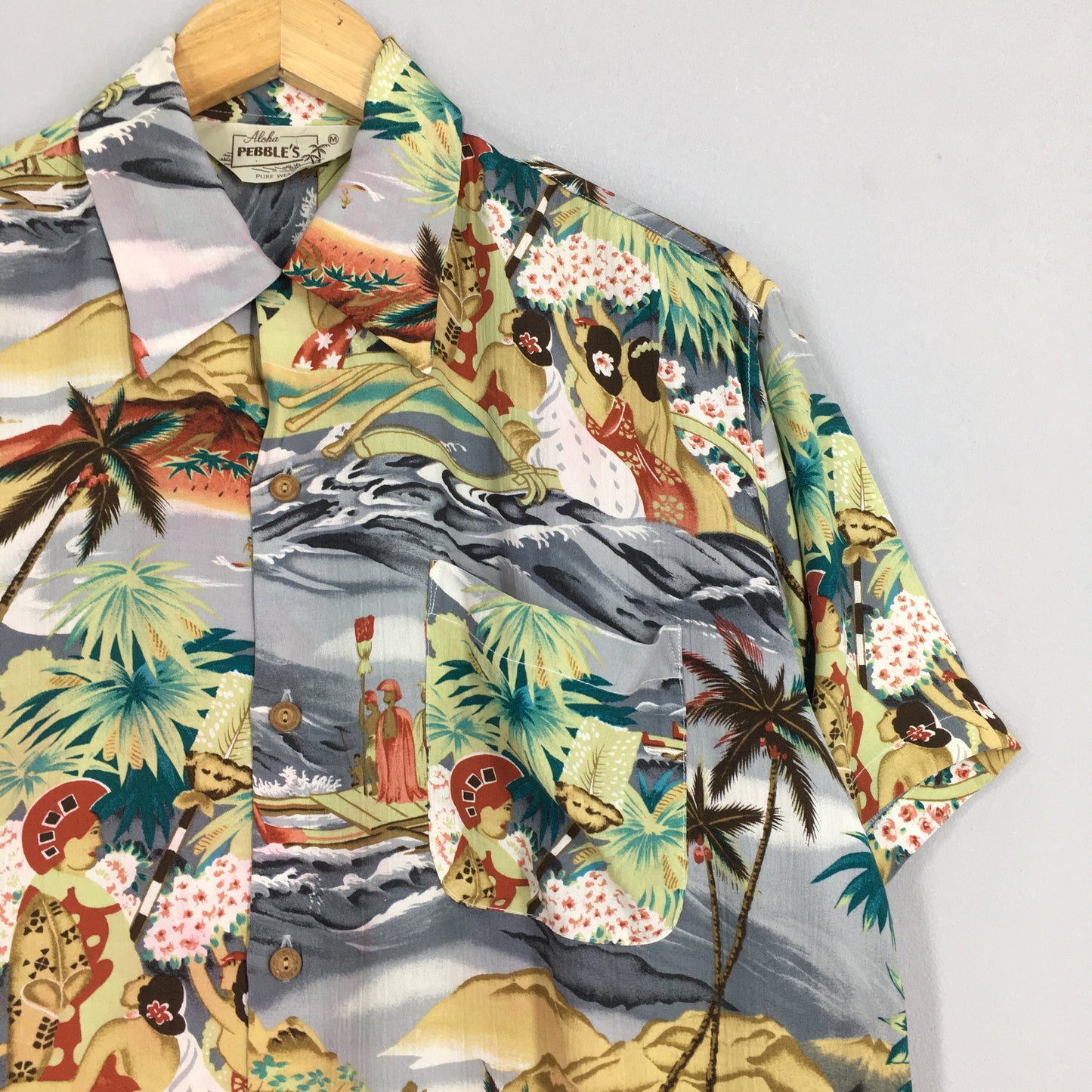 Aloha Pebble's Hawaiian Coconut Tree Beach View Rayon Shirt Medium