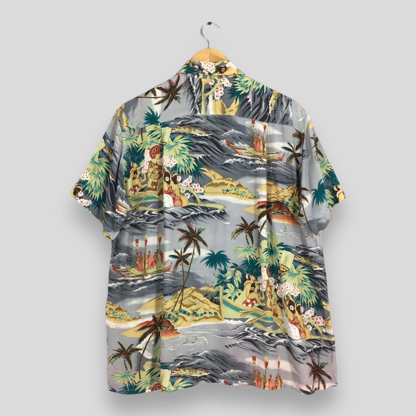 Aloha Pebble's Hawaiian Coconut Tree Beach View Rayon Shirt Medium